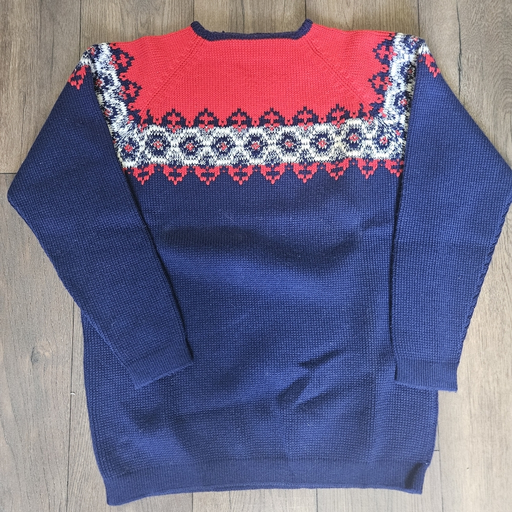 Vintage AH Brand Hand Embroidered 100%Wool Sweater